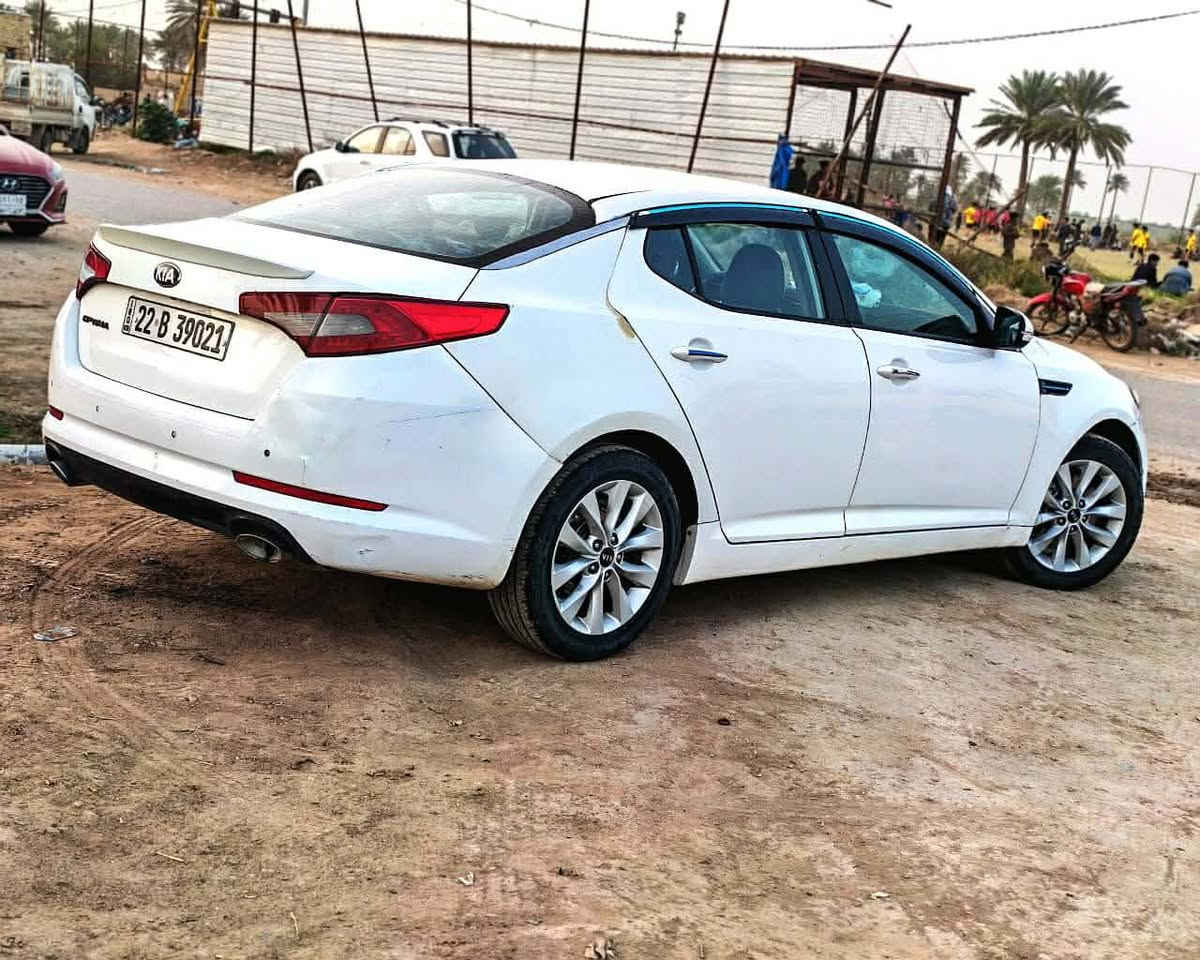 السلام عليكم 
اللهم صلي على محمد وال محمد 
اوبتيما 2013 خليجي شرط جديد 
رقم أربيل الدولي الجديد
تحويل او وكاله شتريد اني حاضر
سياره جديده ونظيفه
محرك ٢٤٠٠
بيها قطعتين فقط 
مكاني بابل الحمزه الغربي 
السعر  125 وبيها مجال 

للتواصل واني بخدمتك ‏‪***********‬‏
