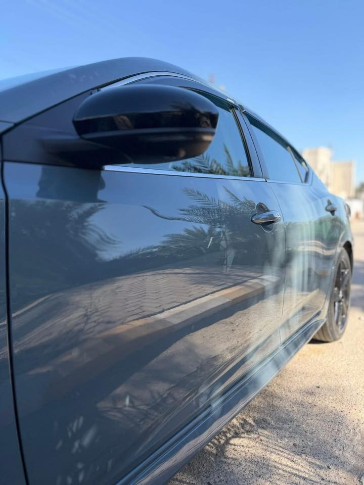 نيسان سنترا
موديل 2024

الممشى 12 الف كيلو 

اللون سمنتي 

فئة sr plus 

بصمة/فتحة/رادار امامي/رادار خلفي/حساسات خلفية/مانع تصادم/اوتو ستوب/5 كاميرات/نقاط عمياء/تدفئة استيرن/تدفئة كشانة/كرسي السايق كهرباء/داخل السيارة جلد اسود واحمر/شاشة تدعم كار بلي واندوريد/سماعات Bose/تحديد مسار/قيادة ذاتية

رقم اربيل الجديد 

الضرر سيارة بنيد مبدل ومصبوغ والصور مرفقه داخل المنشور

السعر130 وبيها مجال بسيط 

الاتصال/‭٠٧٧١ ٣٢٧ ٨٧٤١‬
