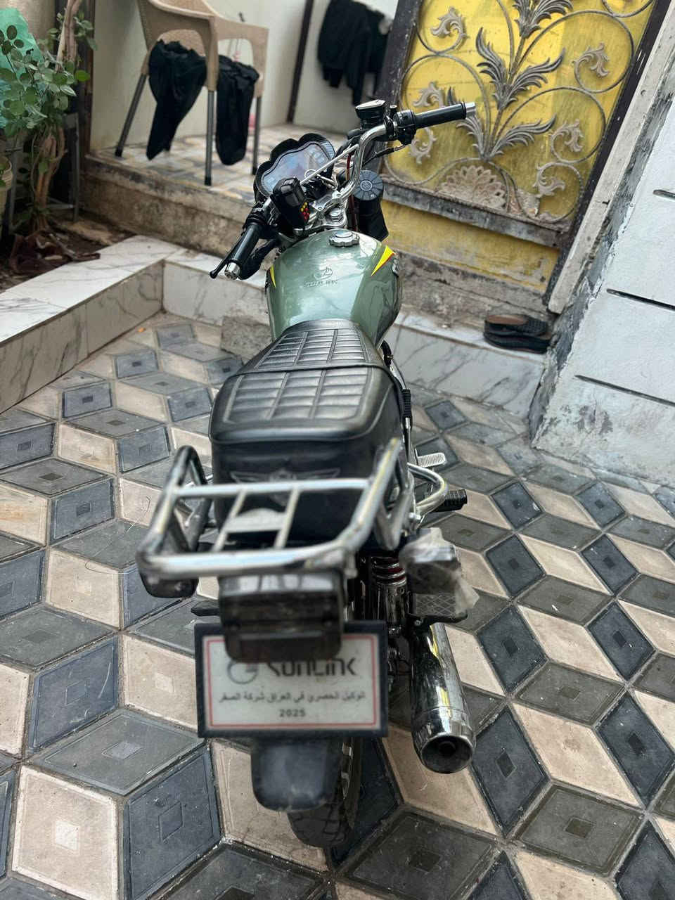 سلام عليكم دراجه سيفان 5كير نضيفه كهربائيات شغاله مكينه ماشاء الله نضيفه الدراجه مابيها اي نقص ماشيه
7،000 شاشه شغاله الدراجه كامله من كلشي بس الستان الجبير مكسور السعر 950بيها مجال بصيط العنوان بغداد الكاظمية رقم***********
