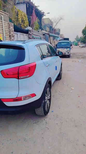 سبورتج 2015 ماشية 82 حقيقي كير محرك مكفولات بيهة بارد بالبيبان حجم المحرك 2000 دوش بنرامة سعر ١٦٣ بيهة مجال رقم ***********
