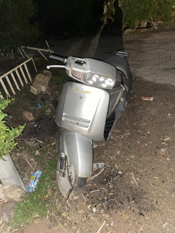 سلام عليكم دراجة ياباني ماعرف سمها فجئا كطعت نار بس غير نارية مرجوعة دراجة نضيفة ‭0776 179 1206‬ /واتساب هم بي
