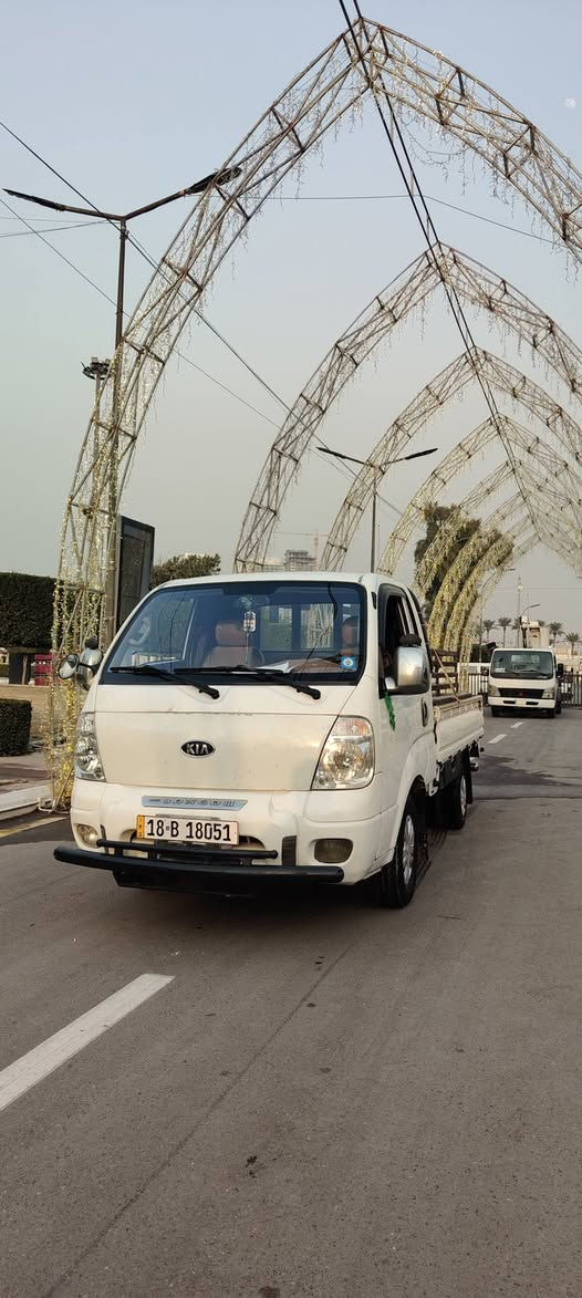 السلام عليكم كيا بنكو مديل 2010 سياره جاهزه من كل النواحي  رقم نكليزي بابل مكفوله من ضربه  تخم تاير جديد شاصيها نضيف 
مكان بغداد  السعر 100 وبيها مجال لطيبين 
***********
