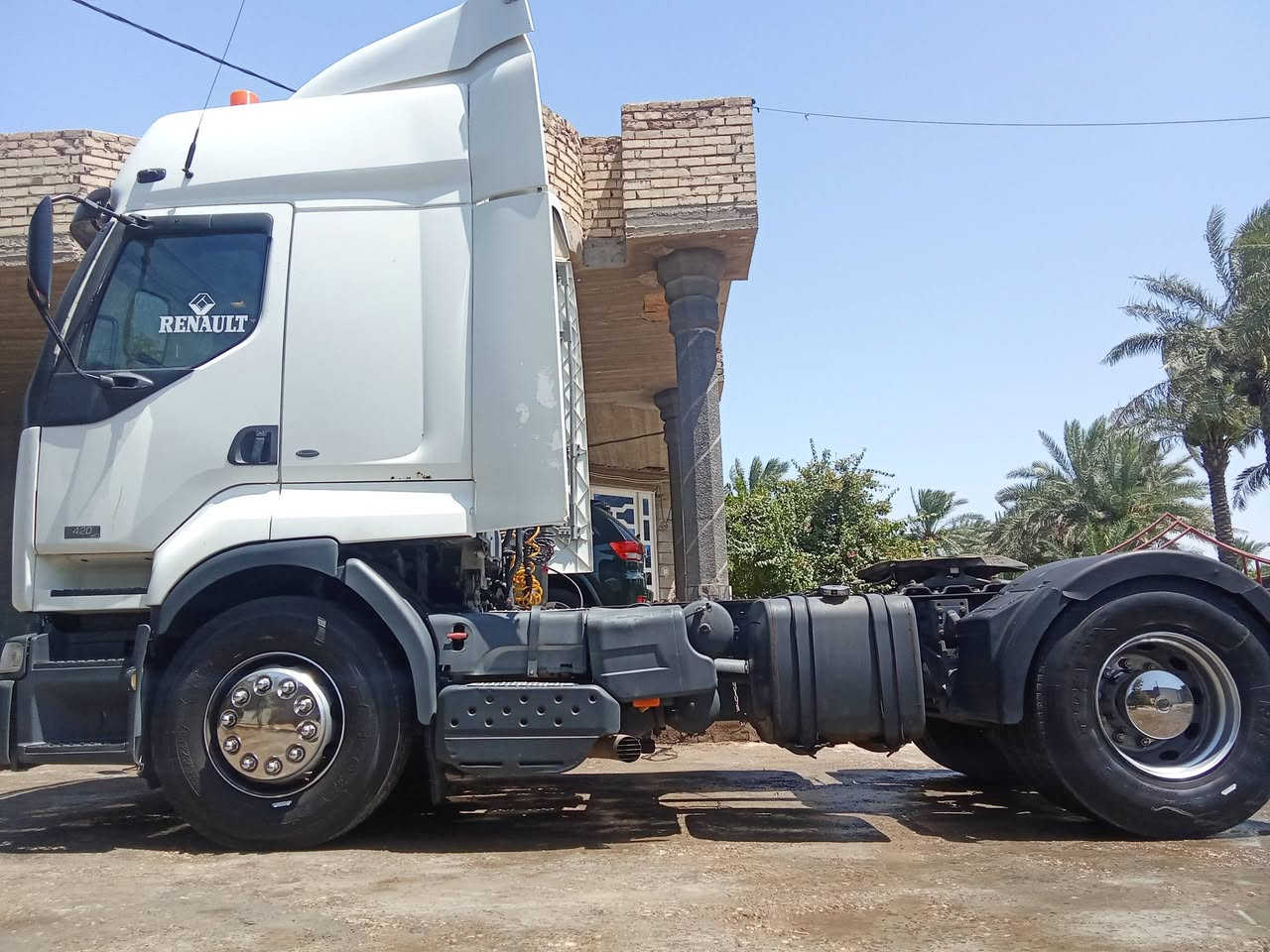 سلام عليكم رينو البيع موديل ٢٠٠٤
مكفول من كير محرك لا تنقيص ولاتبخير
سنويه جديد الى٣١ بسمنه مسجله عربه فلات ٣ محاور
السعر   ١٥٠    
رقم الهاتف ***********

