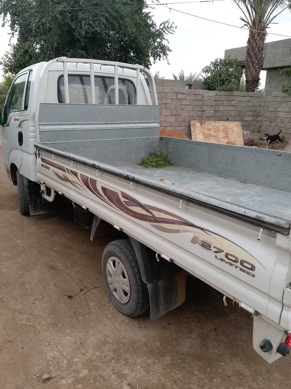 السلام عليكم
للبيع كيا عموشة موديل 20الوجه الجديد
رقم واسط تحويل ثاني يوم 

سياره مكفولة كفالة عامة برقي مامفتوح 
مكان بغداد ابو غريب 
رقم موبايل 
***********
***********
السعر اتصل على الارقام التالية
