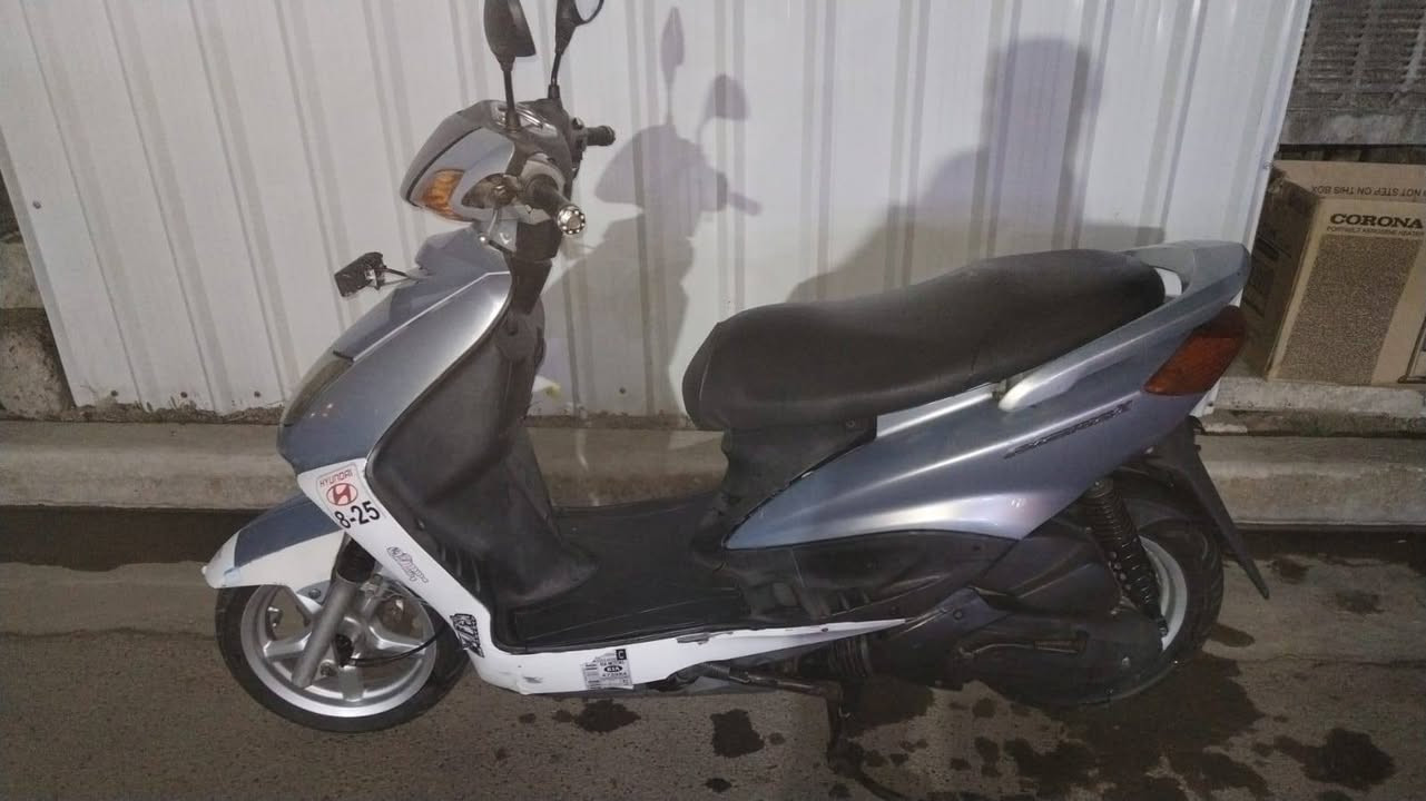 سلام عليكم دراجه سكنس ياباني خطين دراجه بعدها بحالته وكاله دراجه كلش حلوه ونضيفه بلاد
البيع 850مكفوله محرك وكلشي مكاني بغداد الكاضمية ***********
