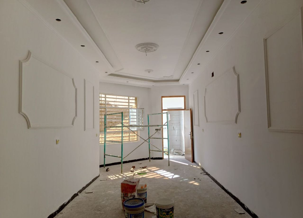 انتاج من شغلي صباغ داخل وخارج وطلس عام  وجميع الديكورات ومعالجة رطوبه وعازل اسطح وكافة انواع صبغ عملي فقط بغداد ***********
