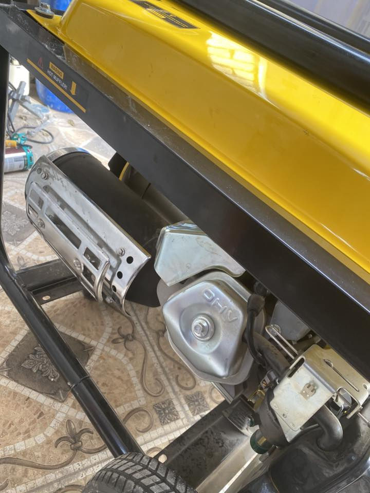 السلام عليكم مولده للبيع ممسخدم ولا ساعه للبيع ٢٤امبير استرا  كوريا  *********** جوه سعرهه أبيع
