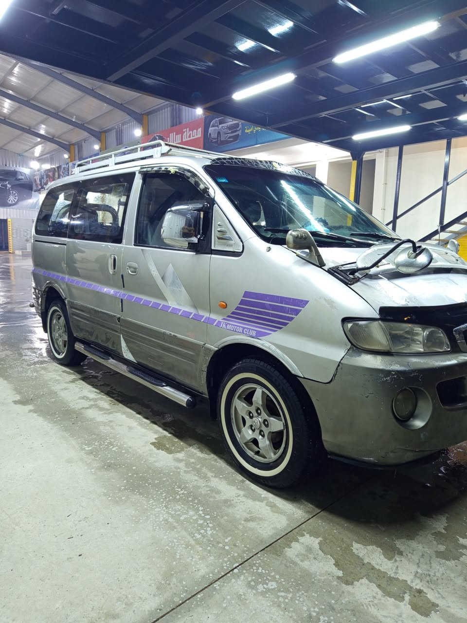 السلام عليكم ستاركس للبيع موديل 2000 رقم بغداد خصوصي سياره نضيفه مكينه كير اكسل كهربائيات كفاله تيربد ثلج❄️ تدفه شغاله سياره بسمي تحويل ثاني يوم  سياره ب الواقع بعد احله من الصور جاهزه ع اخر حبايه السعر 75وبيه مجال مكاني ب ديالى الاستفسار *********** غير متواجد ع الفيس
