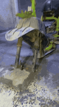 سلام عليكم شاصي او مكينه ماكس عدله المكينه بوشه 55 كامل شوته او كابريتر او كلجات اوصلنصه مكين جيب اوشغل  شيال كرزي شاصي نضيف دبلات كلهن شغلات دوخله موجوده مكفوله من السرقه ***********المشتال سعره 125 الف
