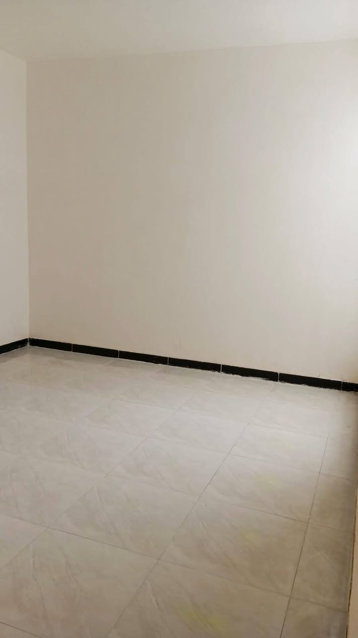 بيت للبيع حي ذويب الاول  قرب قاعة لافندر بل شارع الرئيسي مال ذويب الاولى مساحه ١٢٠م واجه ٦م #بناء #طابوق  #أساس #رفت يتكون غرفة نوم ٥×٤ +هول ٥×٤ +حمام +مطبخ + مضيف ٣×٦ + صحيات خارجيه بيت الارضيه بورسلين + سيراميك مجاري عل شارع كاملة ومربوطة
البيت جديد بعده ممسكون للاستفسار الاتصال بالارقام ‏‪***********‬‏ او ‏‪***********‬‏
بيت للبيع حي ذويب الاول  قرب قاعة لافندر بل شارع الرئيسي مال ذويب الاولى مساحه ١٢٠م واجه ٦م #بناء #طابوق  #أساس #رفت يتكون غرفة نوم ٥×٤ +هول ٥×٤ +حمام +مطبخ + مضيف ٣×٦ + صحيات خارجيه بيت الارضيه بورسلين + سيراميك مجاري عل شارع كاملة ومربوطة
