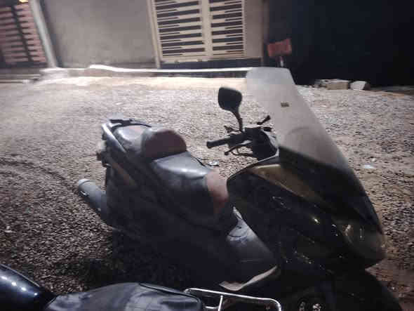 سلام عليكم ورحمة
دراجه ياماها ياباني متروكه يحتاجه باتريك. وبناجر ثنين
السعر 225
للاتصال ***********
