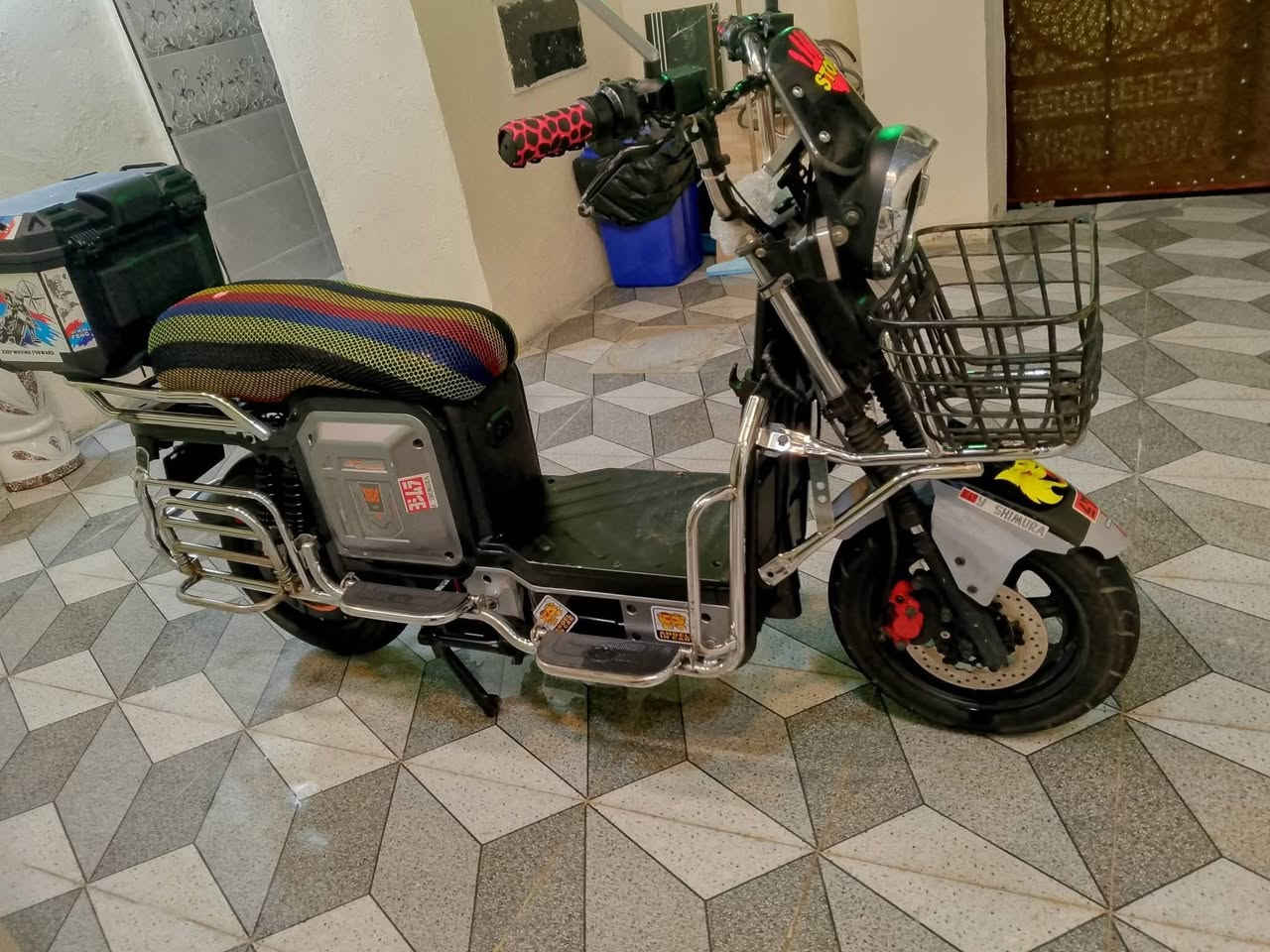 للبيع 600 وبي مجال للتوصل ***********
