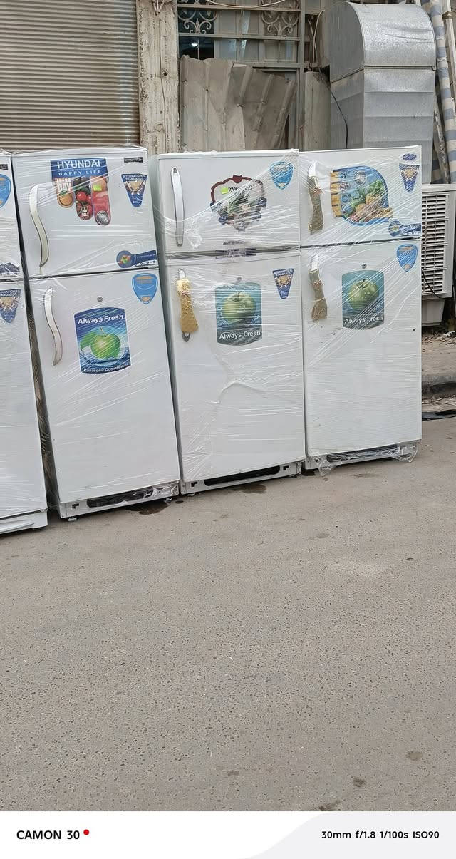 ثلاجات للبيع العنوان نجف شرط الشغل📞📞📞***********
