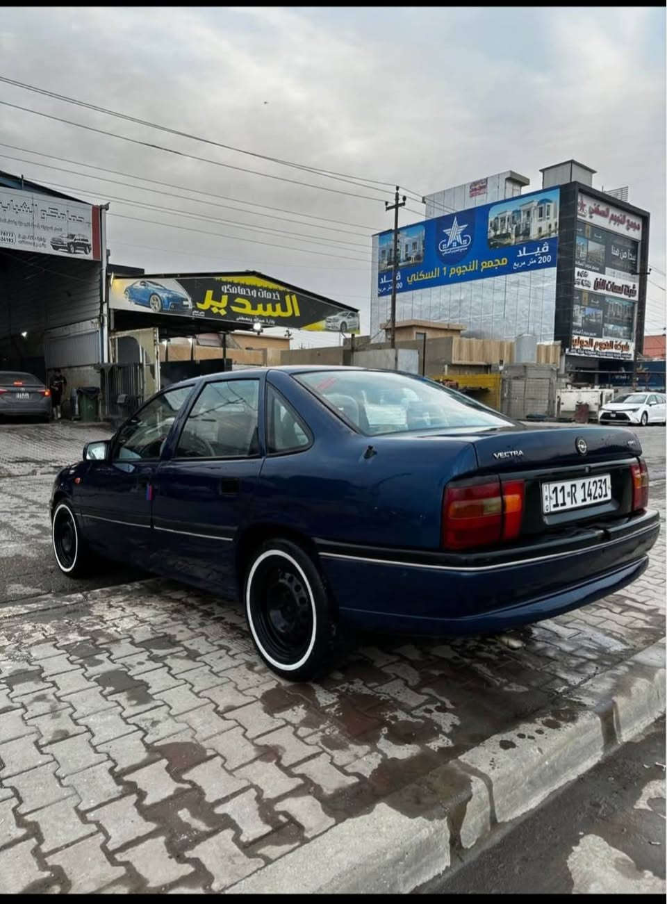 فكترا 1994 للبيع بدون مراوس

صبغ جمالية فقط

ضربه على كد شبر بطرف الباك لايت معجون تصفیه

صدر جديد محرك شرط لا بخار ولا صرف

السياره داخله شركة بدون خياس الكهربائيات كلها شغاله رقم بغداد مشروع وطني سنويه جديدة 2030 هزة كاملة بيها دفتر بانزین مختصر السياره ما تصرف عليها ربع السعر 39وبيها مجال للطيبين مكاني كركوك
***********
