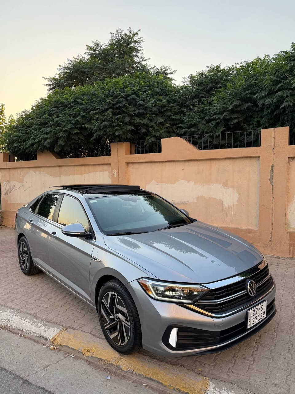 ***********
سلام علیکم JETTA SEL 2022پێش و پشت کەپس بیلادی
فول فول مواسەفات 
بێ سبوغ یەک چاملغی بیلاد گۆڕایە بەبێ ژۆرێ ئێرباگ بەس شان 
هەتا دەعامی پشت و پێش و چەمبەر و رادێتەر و لایت هەمووی بیلادیە
٢٨ مایل رۆیشتیە گێر مەکینە خەلەل هەموو شتی بە شەرت
سعر؛176 مجال
گۆڕینەوەش دەکەم لەگەڵ GLI ٢٠٢٢ بەرەو سەرێ
‏3VWGM7BUZNM024040

عربی:JETTA SEL 2022
فول فول مواصفات 
بدون سبوغ بس جاملغ بلاد تبدل بدون دواخل ارباک بس بردە تاک 
دەحامی جمبر لایت کلە بلادی 
ماشیە ٢٨ مایل محرک سلندر کلە بشرط بدون ای مشکلە
سعر؛١٧٦ بیها مجال أربيل, العراق
