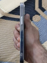 ايفون 12 برو • مراوس • نزل