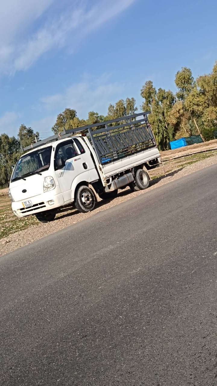 سلام عليكم شباب كيا فحل ٢٠١١ للبيع سعرهه ١٠٥ مكاني بغداد لشعب ***********
