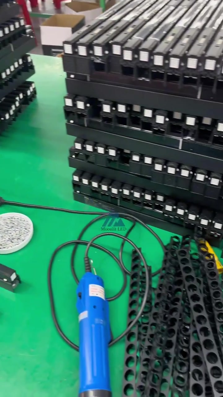 Production snapshot of magnetic track lights.
Equipped with professional production lines.
Customization and bulk orders are available.
Welcome business negotiation and cooperation inquiry.
#MagneticTrackLight #LEDLightFactory #LightingManufacturer #CommercialLighting #InteriorLighting #LEDLamp #FactoryProduction


**إذا كنت صاحب هذا الإعلان وتريد حذفه لأي سبب، رجاءا أرسل رسالة إلى الدعم الفني**