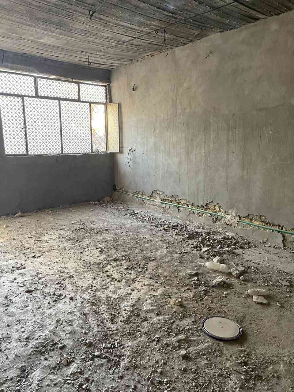 هيكل للبيع طابيقين طابوق ✅
شارع تجاري 20 
حي البساتين السلام 
سند اصفر 
للاستفسار ***********
