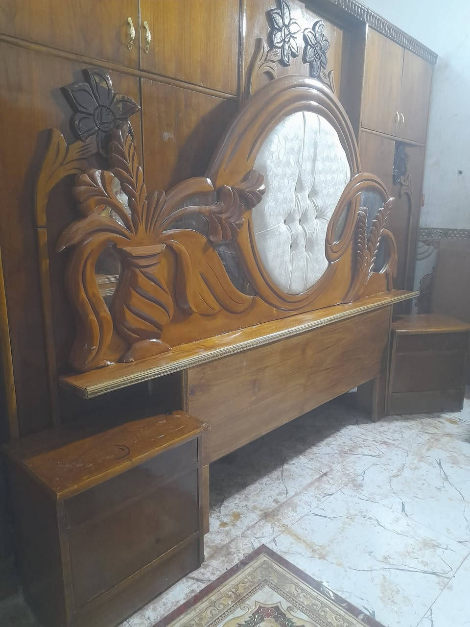 غرفة للبيع صاج ٦ملحق خشبهه حطاطة كاملة نضيفه مابيهه اي نقص مكان بغداد ابوغريب الشهداء لسعر 400قفل تصل على لرقم ***********بي واتساب
