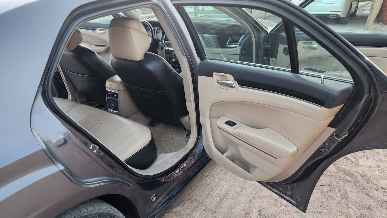 اوبامه ١٣ اصل محدثه لايت وبك لايت صبغ جوه قبق البانزين وركن البنيد الباقي كفاله محرك كارتون مال١٩ وسونار مرفق البصره التنومه ١٦٠ف***********
