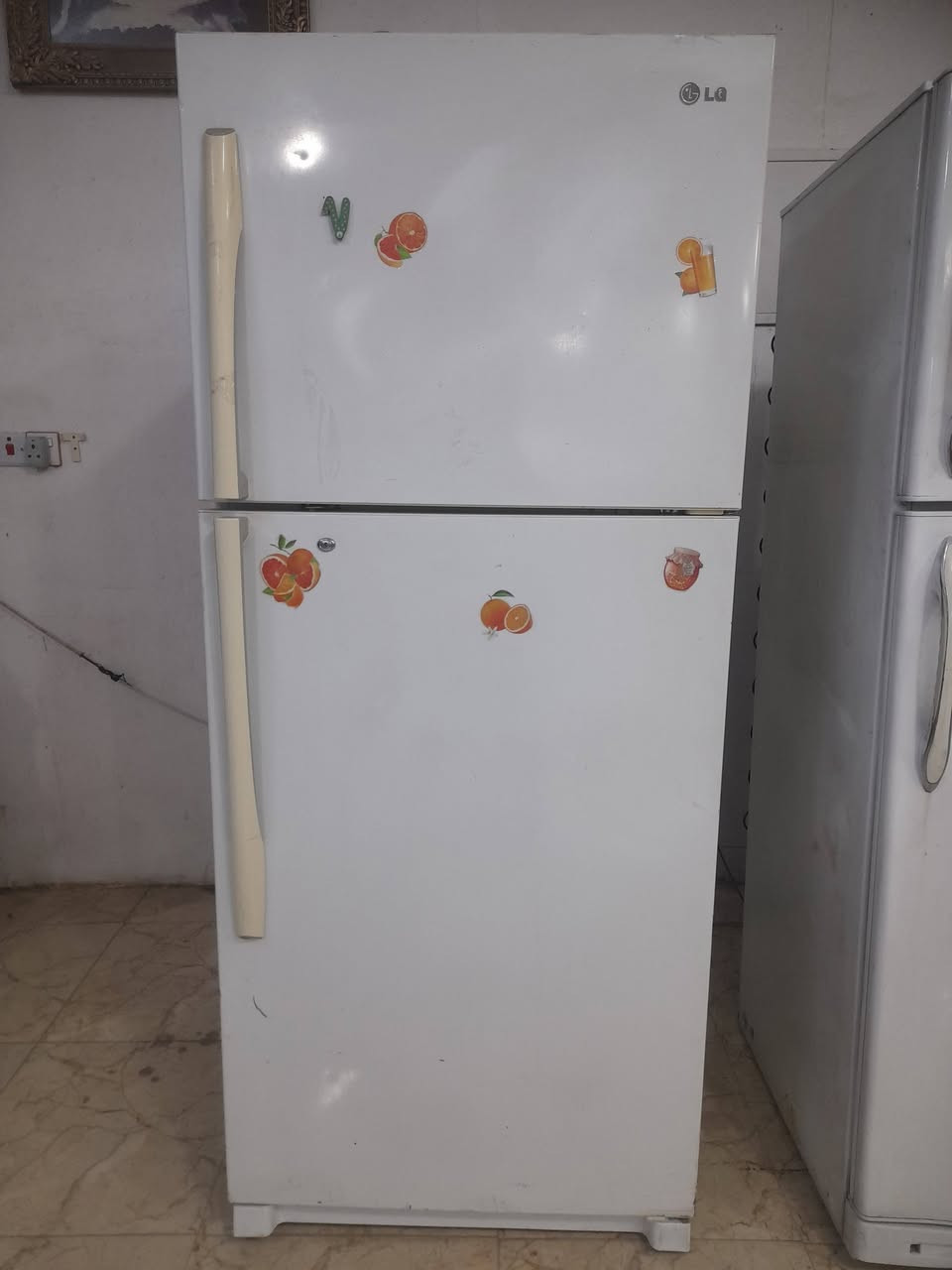 ثلاجات باله درجه اولى وماركه على الشغل ولنضافه )   واسط قضاء الزبيديه مقابيل المتنزه الكبير(على النهران مجمع السلطانه)***********/***********(ومن الله التوفيق)(أوقات العمل  من ٨صباحآ الى ال١١مسائآ ) وبخدمت الزبون ما يطلع من المجمع اله هوه راضي علينه
