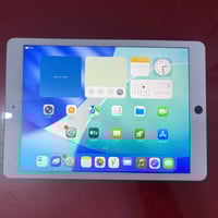 آيباد ٩ • ٦٤ جيجا • شاشة ١٠.٢