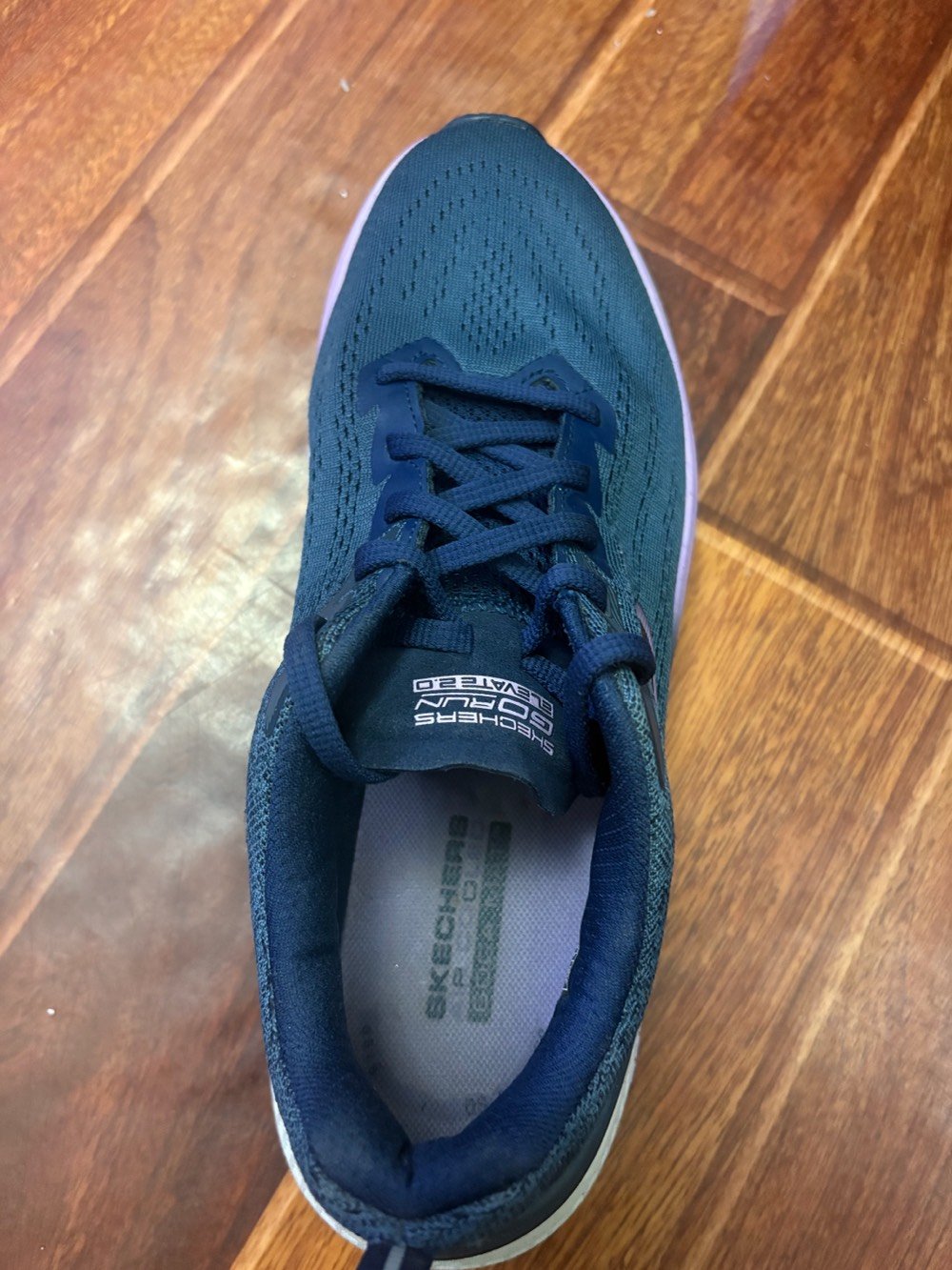 سكيتشرز الاصلي الفتنامي من امريكا 