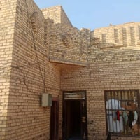 الحمزه الشرقي • ٢٤٠م • ٥ غرف