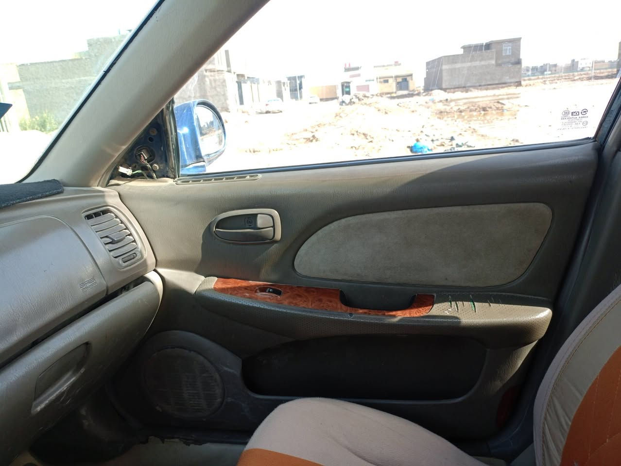 سوناتا وفود 2004 بانزين غاز 
سيارة جاهزة 
رقم بغداد بأسمي سنوية لنهاية 26 هزة جديدة 
تبريد شغال 
جامة امامية جديدة 
محرك 2000 لا توجد مشاكل 
النواقص .
ماطور جام باب خلفي .
دعامية امامية تعبانة .
السعر 55 بيها مجال حك الجية مكانها السماوة 
***********
