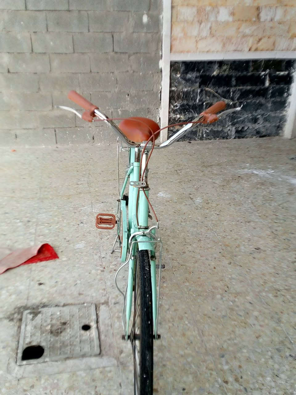 السلام عليكم ورحمة الله وبركاتة  عندي باسكل حجم 24 نضافة فول مواصفات برك خلفي تايرات جدد مابي اي شي عنواني بغداد مدينة الصدر السعر 70وبي مجال الرقم للستفسار ***********بس واتساب  فقط فقط واتساب
