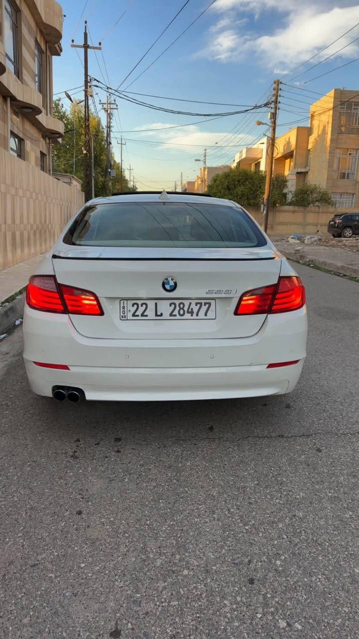 Bmw بو فروشتن 
موديل ٢٠١١
بي بوياخ 
مواسفات فول
 خليجيً شركة عروش
رةفةمو سة
نةوي نوية بةناوي خومة هةتا ٢٠٣١
ژ.م ***********
شوين هةولير أربيل, العراق
