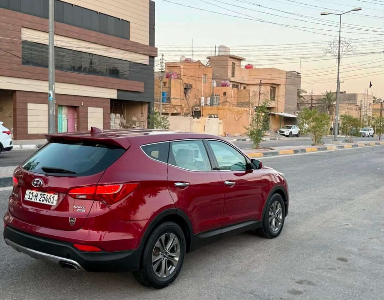 السلام عليكم ***********للبيع سنتافي السعر ١٢٨ موديل ٢٠١٦  شكل لجديد طخه جاملغ امامي فقط مواصفات السياره لد نهاري دواخل بيجي صاج فور ويل تبريد امامي خلفي ويل كب كروم تحكم ستيرن جهتين حاكيه محرك ٢٤٠٠ ولمواصفات لمعروفه مكينه وكير وحداديه وتبريد وتخم تاير عل وضع لشركه لون مميز رقم بغداد نكليزي سنويه وهزه جديده مكان لسياره في كربلاء
