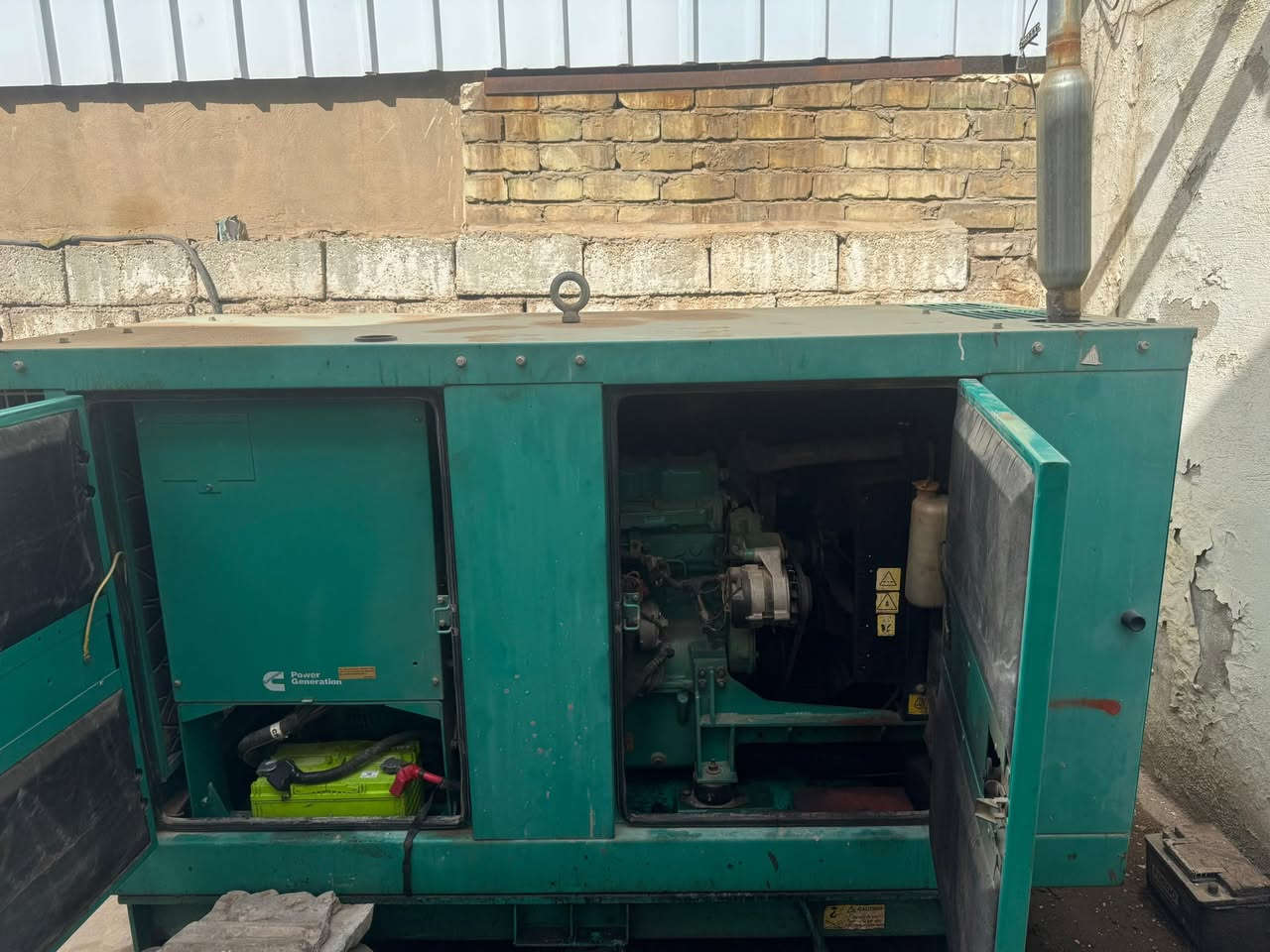 مولده كمنز للبيع 

17.5 k/v 
مشتغله تقريبا 1200ساعه
للتواصل 
***********
