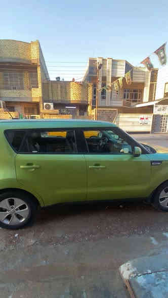 السلام عليكم  كيا سول ٢٠١٥ محركً ١٦٠٠ السعر ١٠٠$ 
حادثها مال امريكا موضح بل صور وبيها شويه جراد بل بنيد. وبيها بارد شويه بل باب الخلفي رقمها الجديد بغداد  مكانها الشعب 
***********
