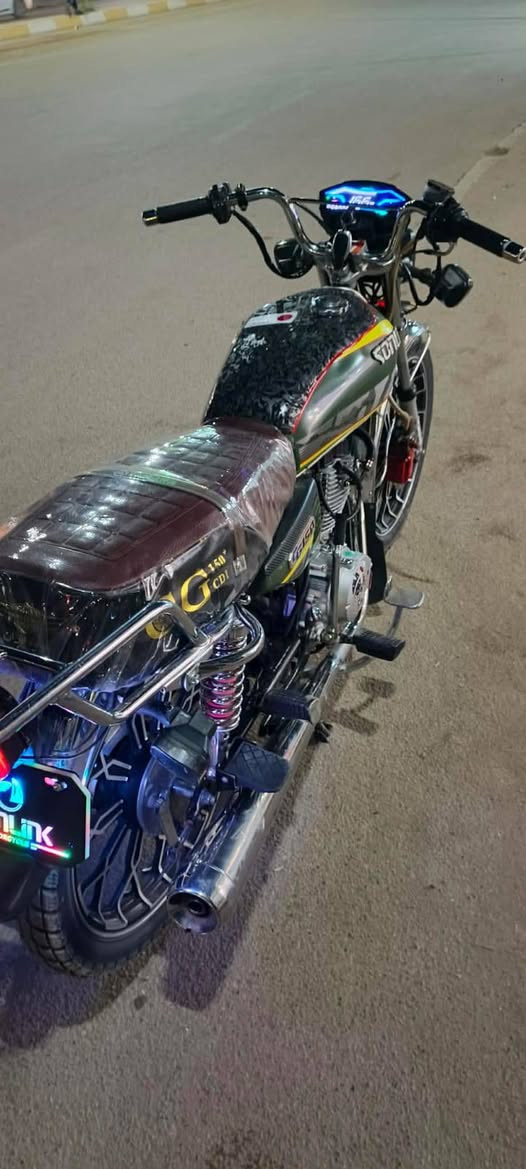 سلام عليكم دراجة سيفان لبيع كفالة عامة دراجة موديل 2024 لستفسار عل هاذ رقم***********
