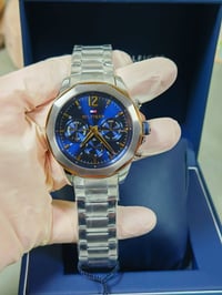 تومي هيلفيغر • أصلي • ضمان سنتين