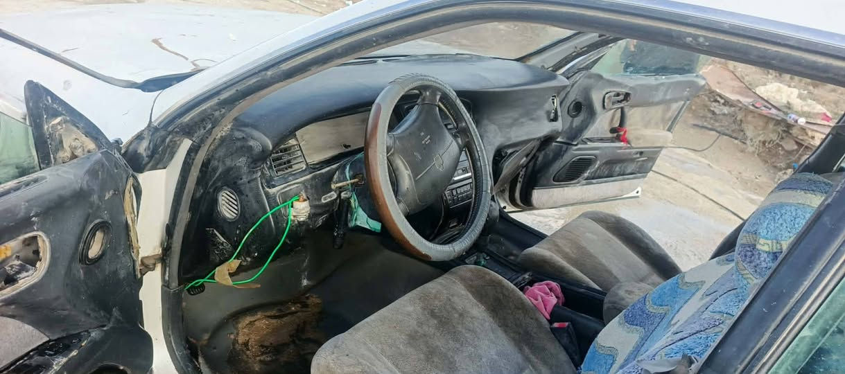 بطه منفصل لبيع موديل ٩٥ رقم ذيقار بسمي اصولي مكينه  ثنين ونص كير مكفولات لخشره شوفت  عينك بنيد طاير ومجع نفسه تبديل جاملق المامي جته سايق  حدايه صفر تايرات نص عمر  كهربايات نص شقال  سعر ٤٣ وبيه مجال  مكاني سماوه ال عبس   رقم  الهاتف ***********
***********
