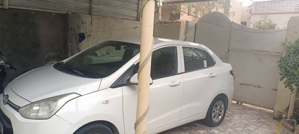 السلام عليكم
للبيع هونداي موديل 2016

اي 10 كراند خليجي رقم قادسيه مكينة 4بسم 

بدون ضربه أو تبديل 

*********** ديوانيه
