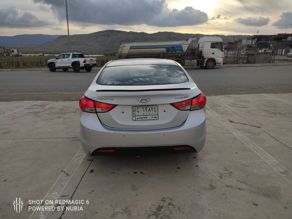 هوندا ئه ڤانتى ده مار 
موس و براوه 
مؤديل 2011
گير عادى 6 گير
مه كينه 16
كوشن هيته ر 
ئاوينه شه فت و هيته ر
4 جام كاره با 
4 تايه و ويلي لؤكه 
ته بريد سارد و گه رم 
نوقساني نيه سه ياره كه جاهيزه  
مشته رى نيت سه رم مه ئيشينه 
45 معامه له 
*********** السليمانية, العراق
