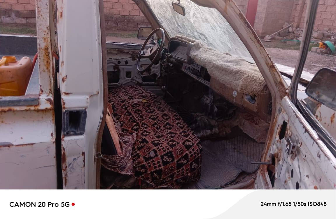 السلام عليكم سياره بيكم 80 للبيع مصقط ما مسجله محرك معمر جديد باتري جديد تواير 3 مال عذاري جدد السعر 6 اورق وبيه مجال شراي انتصل و تبشر ***********
