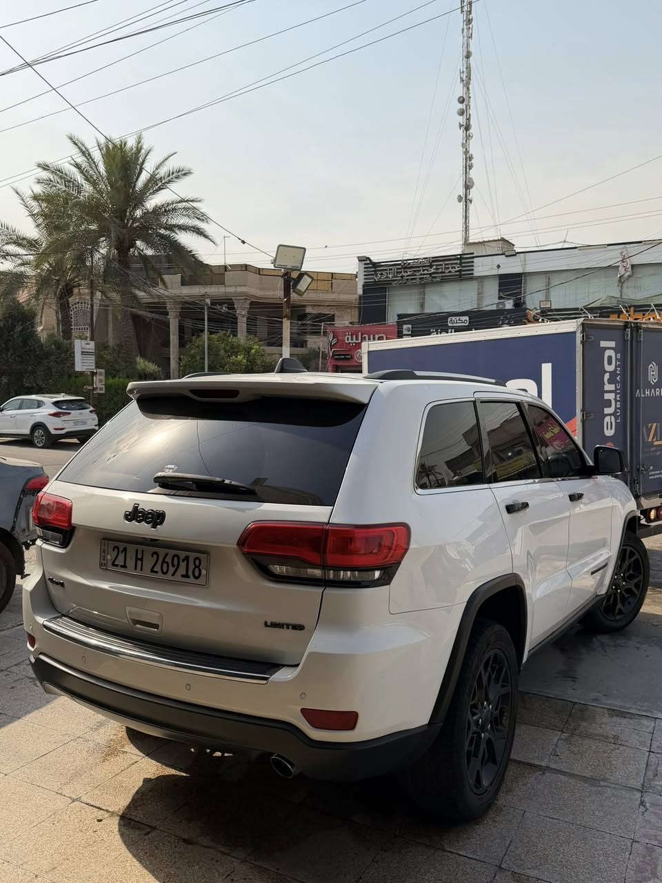 السلام  عليكم ورحمة الله وبركاته

‏‎‏‎       ——— لـلـبـيع  ———

جيب گراند شيروكي - Jeep Grand Cherokee

‏‎‏‎وراد امريكي .     —    

‏‎‏‎الموديل           —    2018

فئة.                 —    لمتد 

حجم المكينه   —     3600/ V6

‏‎‏‎اللون               —     ابيض     

‏‎‏‎المسافه المقطوعه — 98000mil

‏‎‏‎حاله السياره.    —    ( جاملغ +بنيد بدون شاصي بدون لغد فقط بارد بلغد )

‏‎‏‎المواصفات 

‏‎‏‎- بصمة تشغيل 

‏‎‏‎- بصمة أبواب 

‏‎‏‎-تشغيل عن بعد 

-رادار خلفي 

‏‎‏‎-كشنات جلد بيجي

- شاشه ديجتال 

-اشاره بالمرايه 

-حساس  خلفي 

-بردات خلفيه ‏‎

‏‎‏‎-شاشه كبيره تدعم نظام الأبل كار باي ونظام الاندرويد

-شاشه عداد ديجتال

-فتحت سقف  

‏‎-دبل اكسل 

‏‎-اوتو ستوب

‏‎-وضعيات قياده 

‏‎‏‎-كشنات تدفئة ( اماميه - خلفيه ) 

-كشن السايق خزن ميمور 

-ستيرن تدفئة 

‏‎-صندوق كهربائي 

‏‎‏‎-كرسي السايق والراكب بحركة كهربائيه 

‏‎‏‎-تحكم ستيرن جهتين 

‏‎‏‎-تحديد سرعه 

‏‎‏‎-مانع انزلاق 

‏‎‏‎-ليد نهاري

‏‎‏‎-كامره خلفيه دواره 

‏‎‏‎باقي المواصفات المعروفه 

‏‎‏‎السعر            — 20800وبيه مجال بسيط  

‏‎‏‎رقم السياره    — السليمانيه   سنويه مضلل هزه جديده سنويه جديده 

‏‎‏‎موقع  السياره — بغداد الغزاليه  

‏‎‏‎للأستفسار.     — ***********
