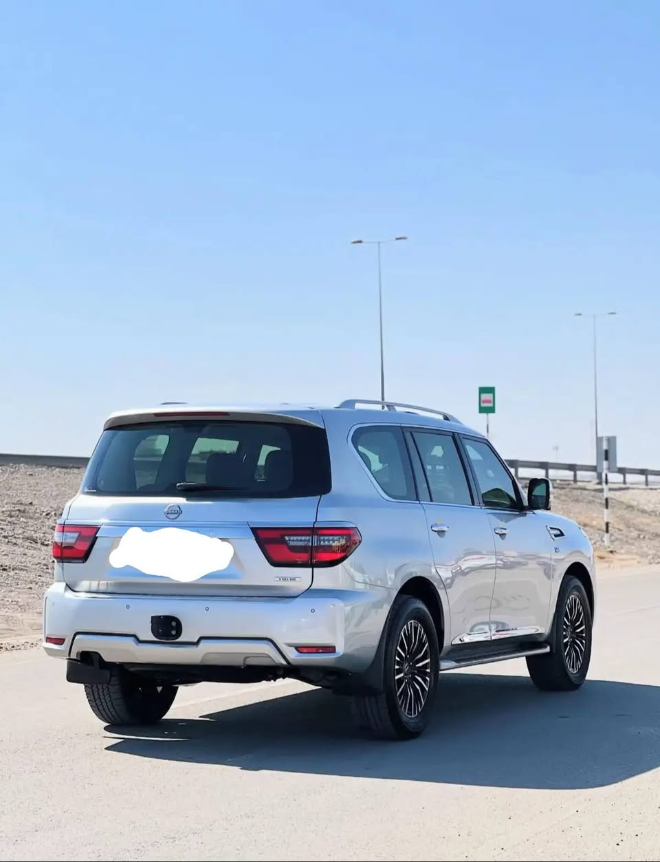 السلام عليكم نيسان 2022  فول مواصفات
سياره مكفوله كفاله عامه
محرك 8ستندر 5700
تخم تاير جديد
صدر خلفي وامامي جديد
كهربيات كله شغال
رقم ديالى بسمي
سنويه 29
عنوان بغداد
السعر (380وبيه مجال
الاستفسار تصال (***********)
