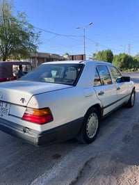 مرسيدس ١٩٨٧ • ديزل ٢٣٠ • مكينة ٤ سلندر