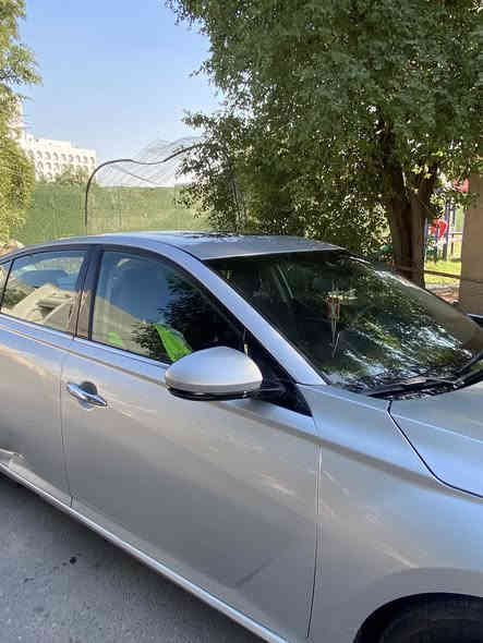 بيع سريع نيسان اللتما موديل 2020 بأسمي فئة SL تلث قطع السعر 145 السيارة خير من الله بدون اي نقص للاستفسار اكثر اتصل ***********
