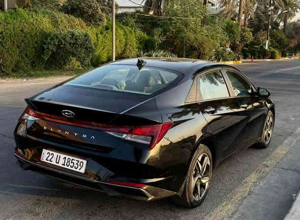 السلام عليكم
للبيع فقط بدون مراوس

النترا 2023 وارد امريكي 
فول مواصفات. عدا الفتحة
ماشيه 21 الف جديده بدون اي نقص 
حادث  بسيط قبق صندوك بي صبغ قليل بس مكان فوك الرقم ليبل واحد السياره بجم كبس بدون دواخل بدون شواصي بدون حوض بدون ايرباك 

مواصفات
بصمة تشغيل وابواب
محرك 2000 دوش
شاشه كبيره متصل ديجتل 
حاجب لد
كار بلي  رادار امامي ورادار خلفي
ورادار جانبي تحديد مسار
قياده ذاتيه تنبيه خروج عند المسار
ويل كب كروم 17
لد نهاري. فول تحكم ستيرن
هند برك بصمه
شحن موبايل واير ليس
السياره بعدهة بوضع الشركه 
ومابيه ولا نقص
رقم اربيل الجديد تحويل وكاله مضمون
العنوان. العطيفية
للاستفسار***********
السعر (162) وبيهة مجال بسيط بغداد
