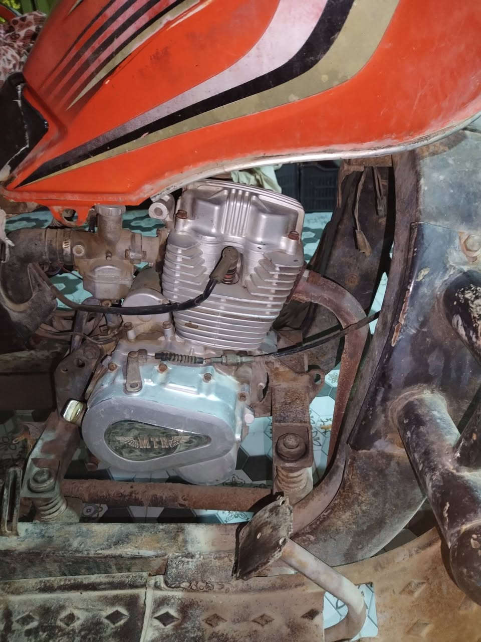 ستوته البيع همر وراقه ضايعه
600وبيه مجال *********** مكلف بل نشر رقم راعيه
