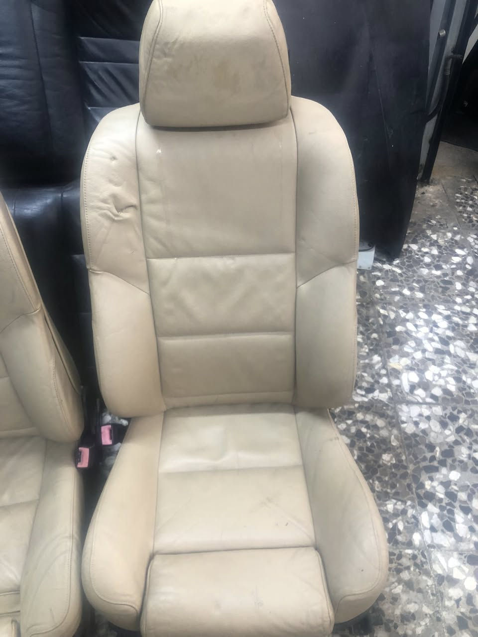 للبيع كشنات  //E60 كهربائيه خزن ميموري ***********
