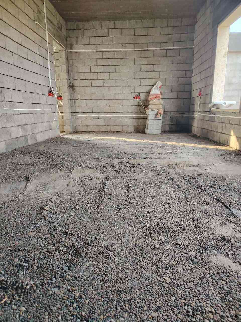 السلام عليكم يوجد كادر عمل تنضيف بيوت وتصعيد بلوك ورمل وحجر مكون من أربع عمل اي شقله نشتقل
بناء اتصل ودل *********** ملاحضه يوجد حادله
#الجميع
