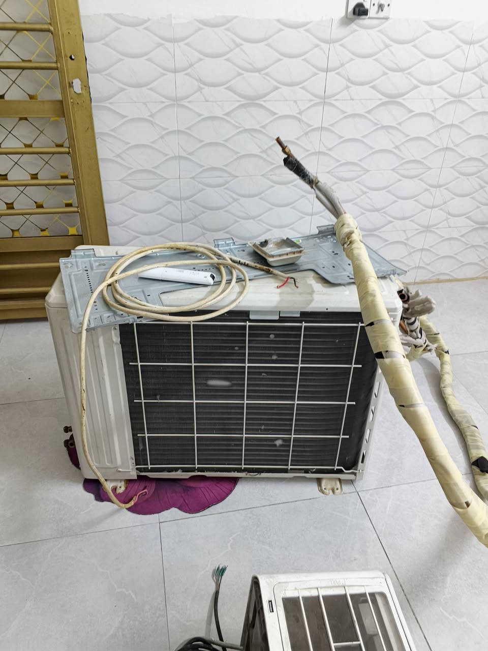 السلام عليكم سبلت ميديا ٢ طن مشتغل  موسم واحد فقط اصدارة ٢٠٢٥
غاز التبريد R410A 

الكمريسر rotary

اخوان السبلت بدون بواري واثناء الفتح طار الغاز ابيع فقط قطعه داخلية والخارجية نقصة بواري وغاز فقط السعر ٣٥٠ وبي مجال مكاني بغداد حي اور ***********
